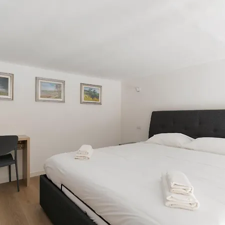 California - Solari - Loft Con Soppalco * Milánó